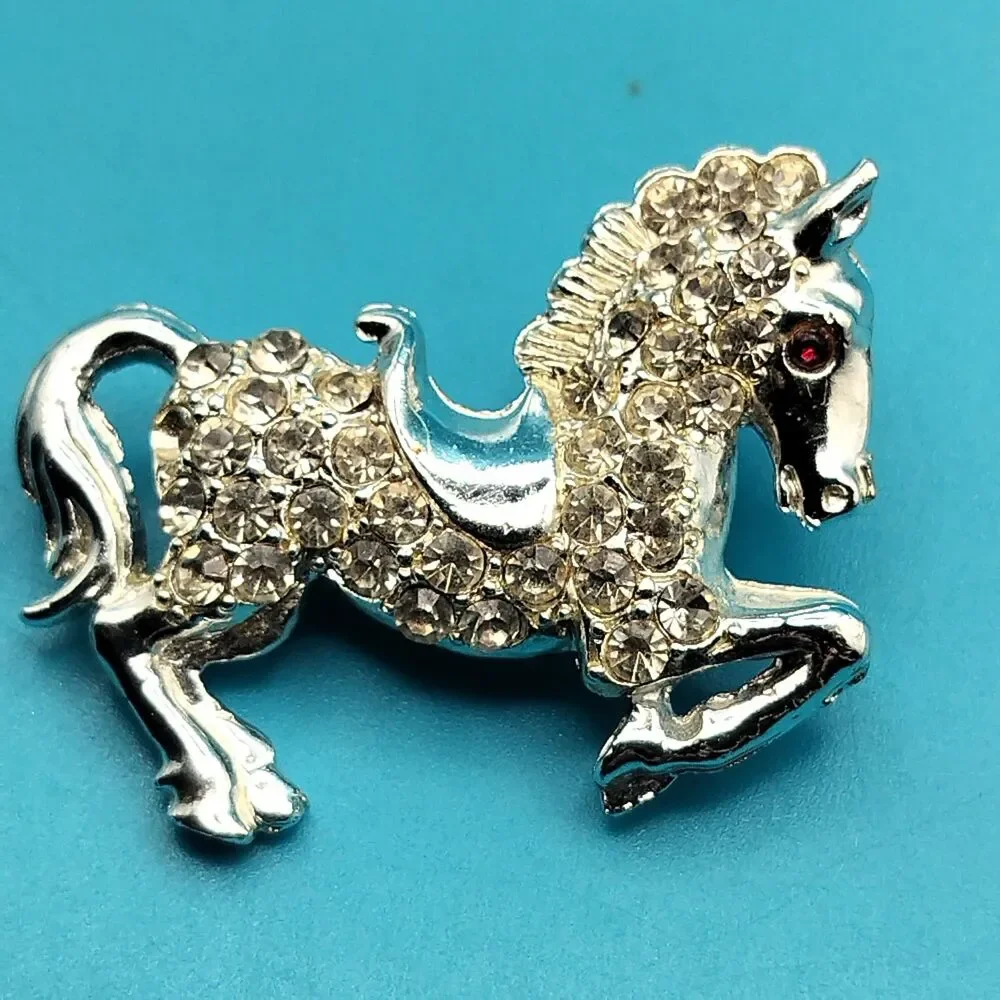 Vintage Rhinestone Horse Brooch Pin Silver Tone Clear Red Eye Equestrian Jewelry